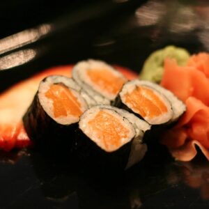 SUSHI ROX: Philadelphia, Zanahoria, Toreados, Pepino y Salmón