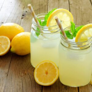 BEBIDAS: Limonada Clásica 600mml.