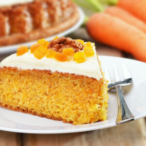 POSTRES: Pastel de zanahoria (porción)